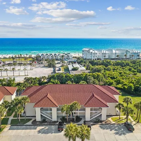 Seaspray Hideaway Sleeps 8 Pools Beach Access